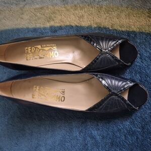 Vtg Salvatore Ferragamo Women's Black Peep-Toe Shoes Made In Italy